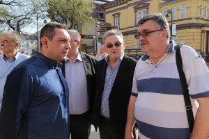 Vulin položio venac na Spomenik njihovoj vernosti