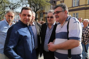 Vulin položio venac na Spomenik njihovoj vernosti