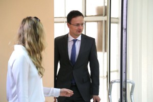 Sastanak Ištvana Pastora i Petera Sijarta