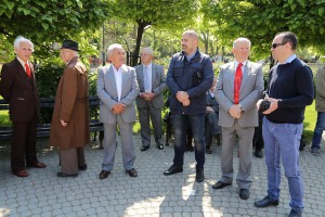 Polaganje venaca na Spomenik žrtvama fašizma