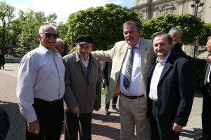 Polaganje venaca na Spomenik žrtvama fašizma