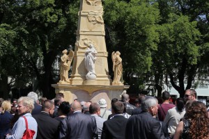 Otkrivanje restauiranog spomenika Svetog trojstva