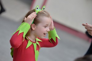 Klincijada 1. dan - Romsko veče, Šumska kraljica, Wer Küsst den Frosch