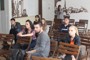 Najava edukativne predstave za mlade - "Krivac je tamo negde"