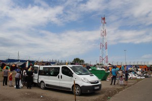 Improvizovani migrantski kamp u međudržavnom prostoru na GP "Kelebija"