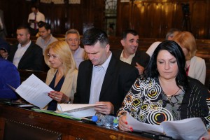 Izbor gradonačelnika i članova Gradskog veća