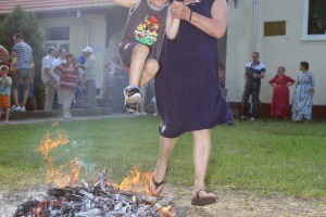 Dan Dužijance - običaj preskakanja vatre
