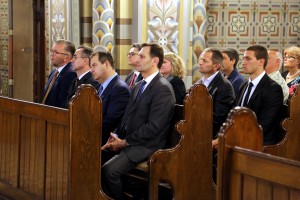 Šefovi diplomatija Srbije i Hrvatske na misi