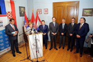 Šefovi diplomatije Srbije i Hrvatske na obeležavanju 26 godina DSHV-a