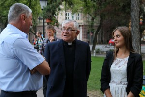 Dužijanca 2016 - polaganje venaca od žita na spomenik Risaru i spomen-bistu "Blaška Rajića"