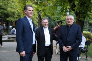 Dužijanca 2016 - polaganje venaca od žita na spomenik Risaru i spomen-bistu "Blaška Rajića"