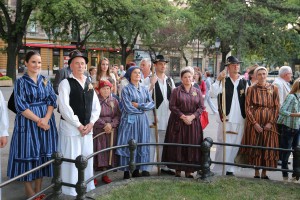 Dužijanca 2016 - polaganje venaca od žita na spomenik Risaru i spomen-bistu "Blaška Rajića"