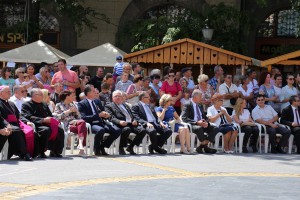 Dužijanca 2016 - svečana povorka kroz grad i predaja hleba gradonačelniku (#1)