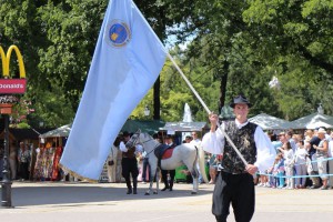 Dužijanca 2016 - svečana povorka kroz grad i predaja hleba gradonačelniku (#1)