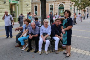 Dan Dužijance 2016 - povorka, Veliko bunjevačko kolo i polaganje venaca ispred biste Blaška Rajića (#1)
