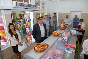 Otvaranje mlečne hale na Robnoj pijaci "Mali Bajmok"