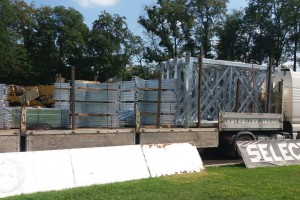 Postavljanje stubova za reflektore