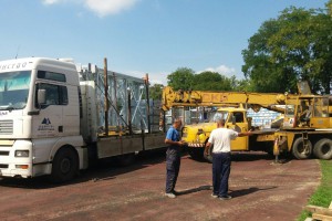 Postavljanje stubova za reflektore