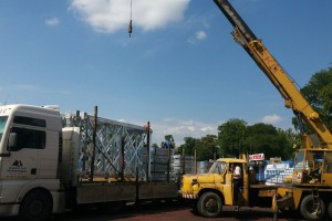 Postavljanje stubova za reflektore