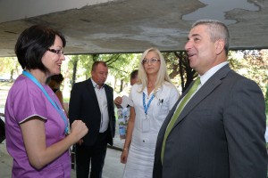 Poseta predstavnika grada bebama rođenim na Dan grada