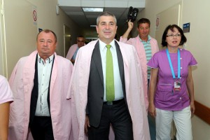 Poseta predstavnika grada bebama rođenim na Dan grada