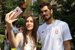 Nikola Kalinić i Davor Štefanek na Olimpijskoj česmi