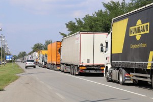 Kilometarske gužve na Kelebiji