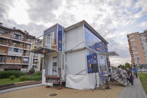 Noć istraživača 2016 - Naučni kamion (1. dan)