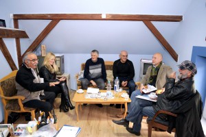 Radna atmosfera kod žirija konkursa "Dani savremene srpske karikature 2016"