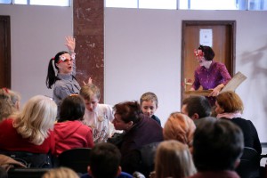 Dodela novogodišnjih paketića za decu bez roditeljskog staranja i decu sa posebnim potrebama