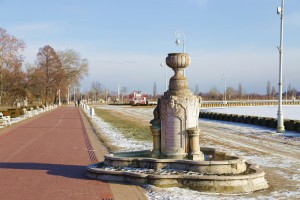 Klizanje po zaleđenom jezeru Palić