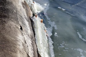 Klizanje po zaleđenom jezeru Palić