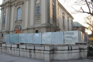 Radovi na saniranju spoljašnjeg zida Katedrale