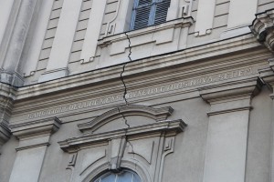 Radovi na saniranju spoljašnjeg zida Katedrale