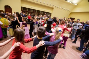 "Karneval pod maskama"