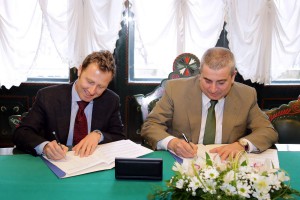 Potpisivanje Ugovora o otuđenju zemljišta za potrebe fabrike "Kaminada"