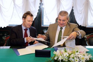 Potpisivanje Ugovora o otuđenju zemljišta za potrebe fabrike "Kaminada"