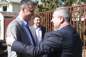 Obilazak renovirane fiskulturne sale OŠ "Sveti Sava" u Aleksandrovu