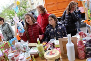 Humanitarna akcija prodajnih radova učenika osnovnih škola iz Subotice