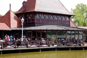 Prvomajski uranak na Paliću