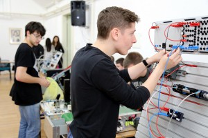 Manifestacija kreativnosti i inventivnosti mladih učenika "Projektna nedelja"