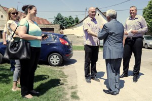 Poseta romskoj porodici koja je dobila sredstva u okviru projekta "Pružanje pomoći interno raseljenim licima u Srbiji"