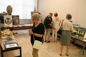 Prodajna izložba namenjena lečenju Đerđa Boroša