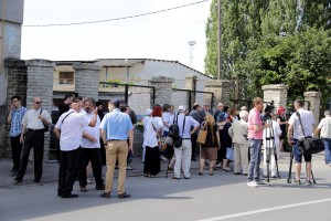 Polaganje venaca na spomenik stradalim Jevrejima