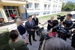 Obilazak rekonstruisanih sanitarnih čvorova i sprata Studentskog doma