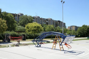 Obnavljanje košarkaškog terena