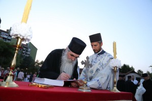 Osveštavanje temelja pravoslavog hrama na Prozivci