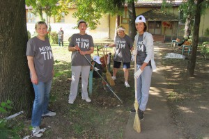 Radna akcija uređenja OŠ "Vladimir Nazor" u Đurđinu