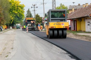 Asfaltiranje ulice Majšanski put