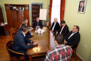 Predstavnici Olimpijskog komiteta  na prijemu kod gradonačelnika